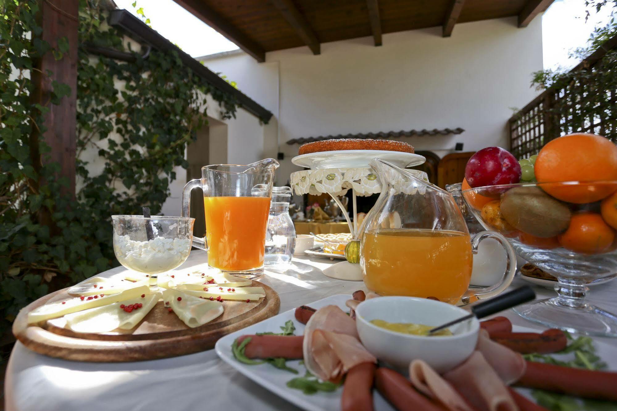 Lecce Guesthouse ภายนอก รูปภาพ