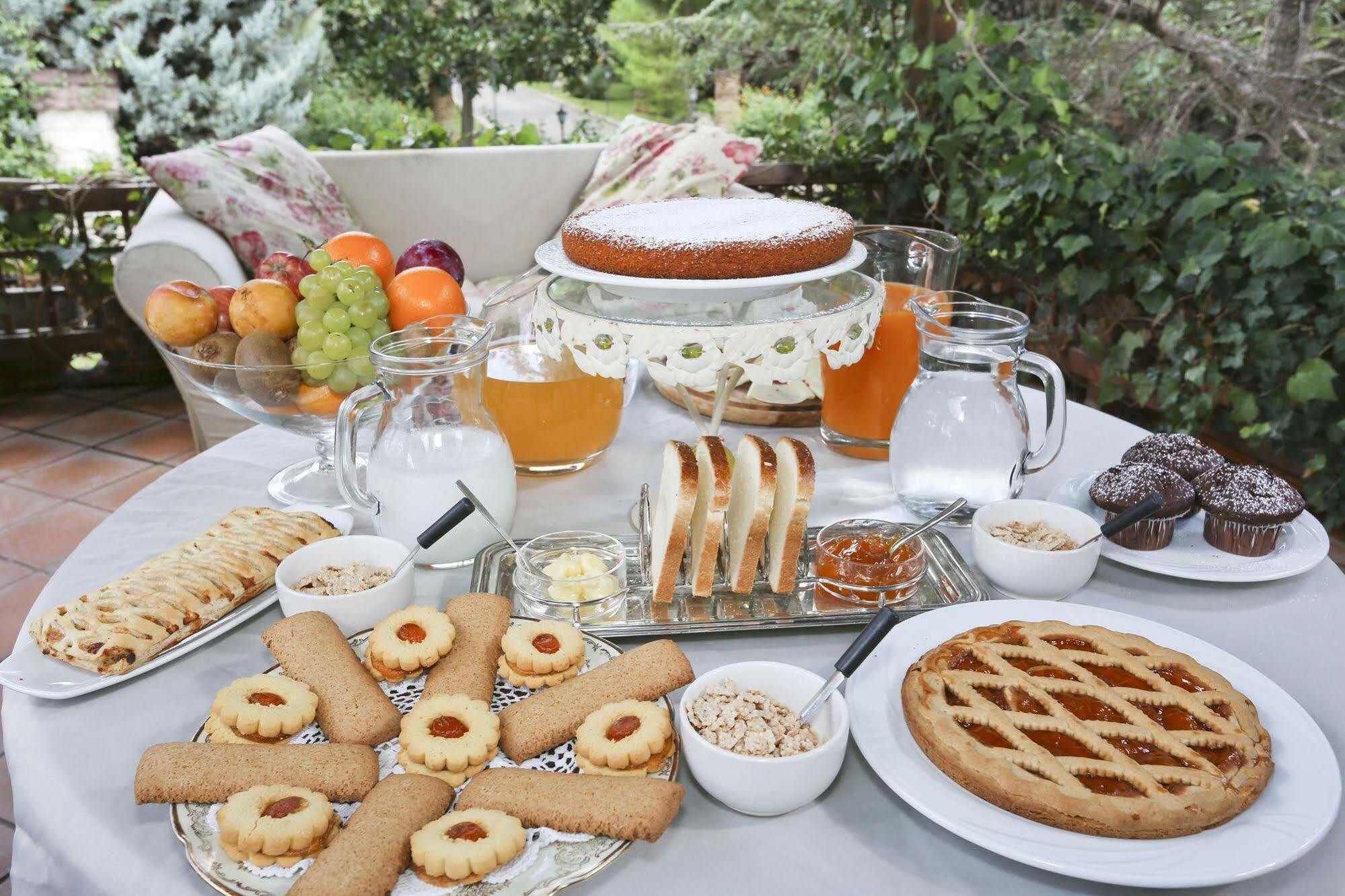 Lecce Guesthouse ภายนอก รูปภาพ